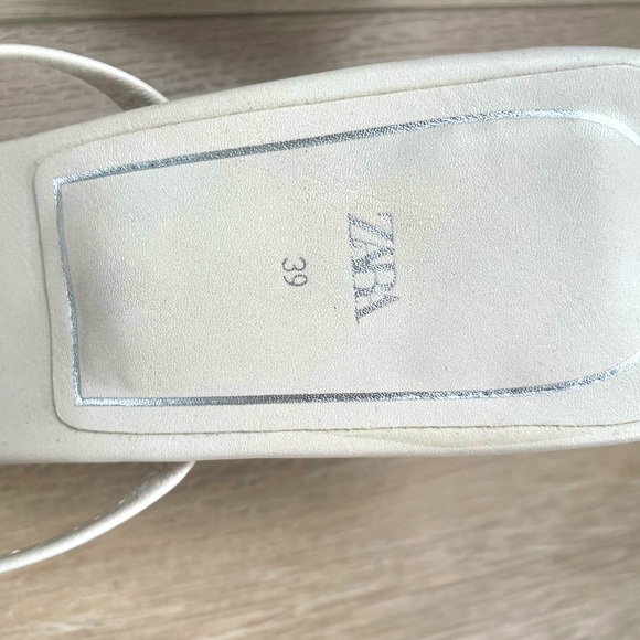 Zara white square toe sandals - Picture 3 of 4